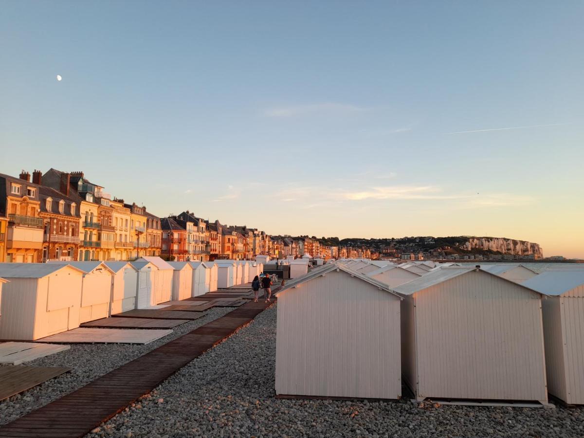 Charmante Villa Plein Sud 50M De La Plage - Balcon Vue Laterale Sur Mer - Equipee De La Fibre, Wifi, Internet Mers-les-Bains Eksteriør bilde