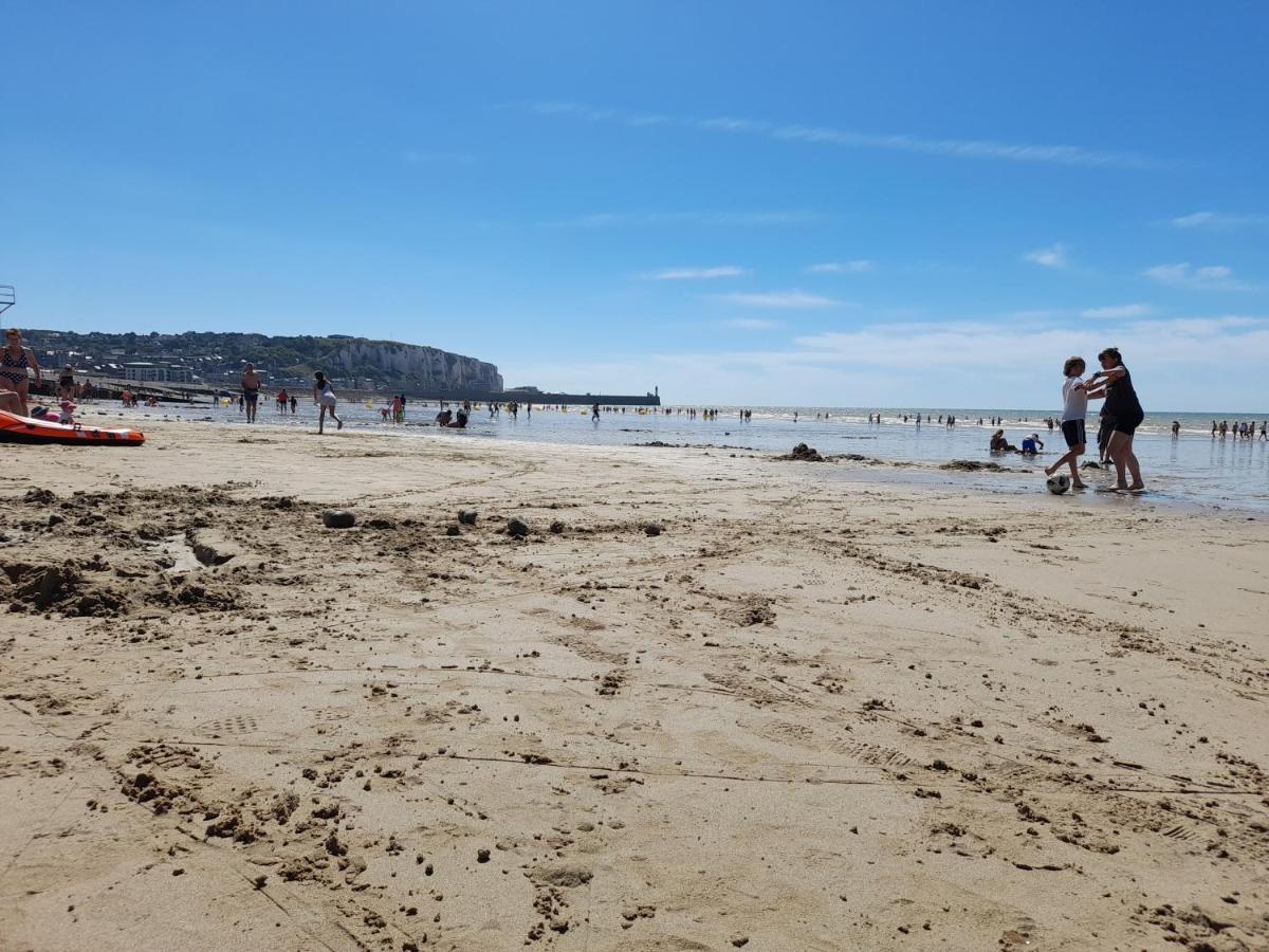 Charmante Villa Plein Sud 50M De La Plage - Balcon Vue Laterale Sur Mer - Equipee De La Fibre, Wifi, Internet Mers-les-Bains Eksteriør bilde